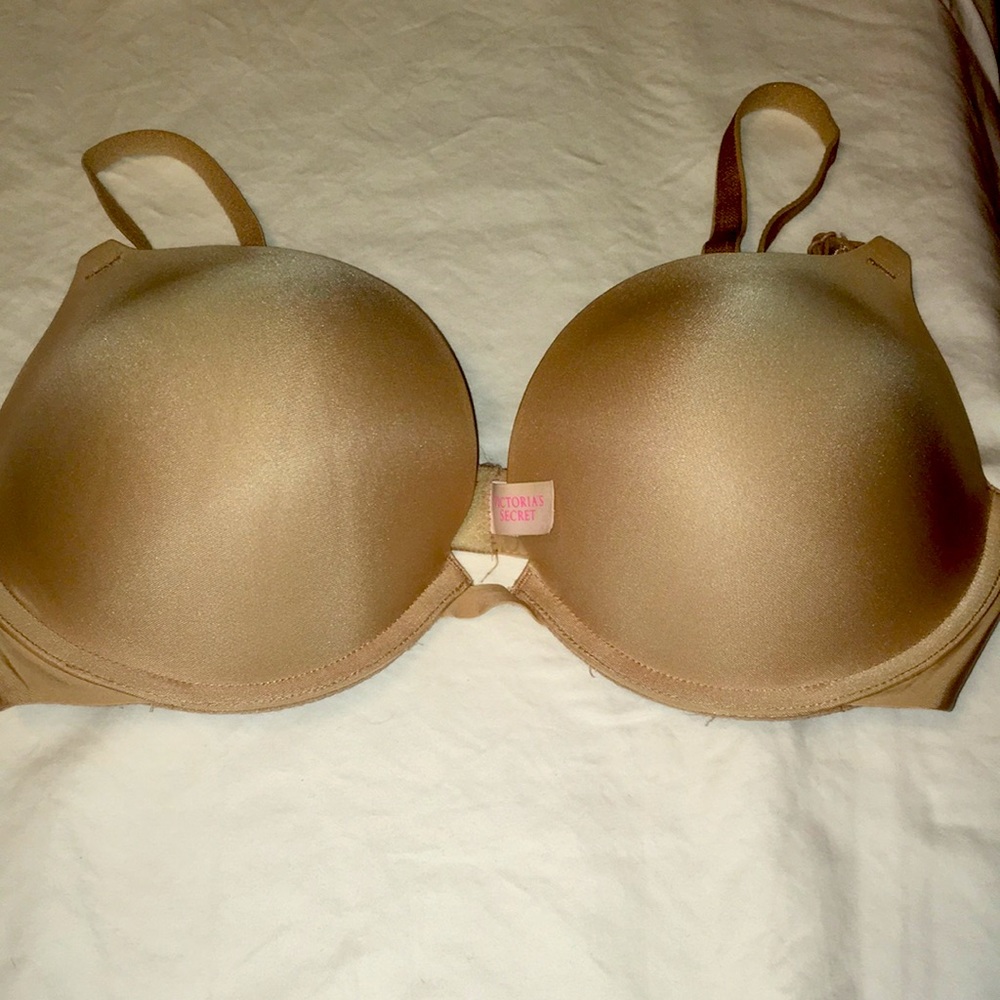 ♻️ 3 for $15. Victoria’s Secret Push Up Bra